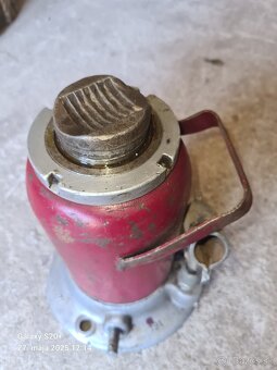 Hydraulický zdvihák - 3