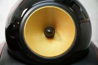 B&W Bowers & Wilkins Nautilus 800 - 3