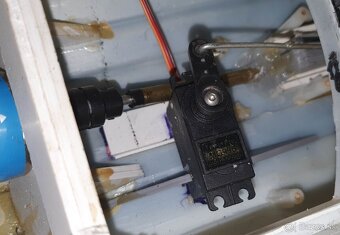 Predám RC čln komplet - 3