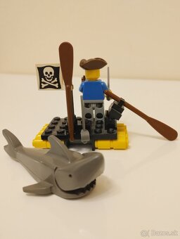 LEGO Pirates 6234 Renegade's Raft - 3