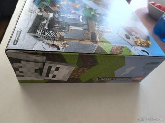 Lego Minecraft -JaskiJaskyňa kostlivcov - 3