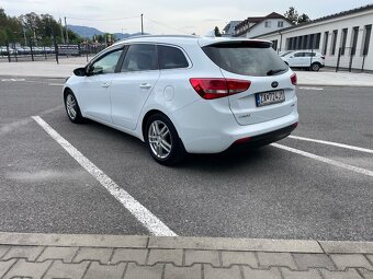 Kia Ceed SW - 1.6 GDi, 93500km, Spoľahlivá bez investícii - 3
