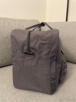 Predám batoh značky Fjällräven Kanken Weekender Super Grey - 3