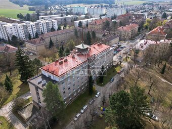 IBA U NÁS, 1-IZBOVÝ BYT PO KOMPLETNEJ REKONŠTRUKCII,... - 3
