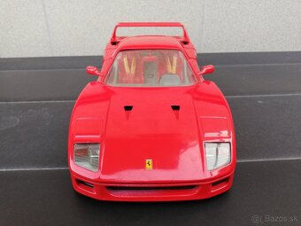 Bburago Ferrari F40 1/18 Červený - 3