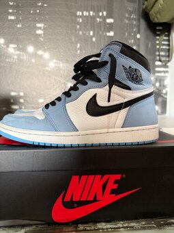 Air Jordan 1 High Retro OG University Blue - 3