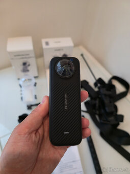 Insta360 X4 + bohaté príslušenstvo – TOP stav, ešte v záruke - 3