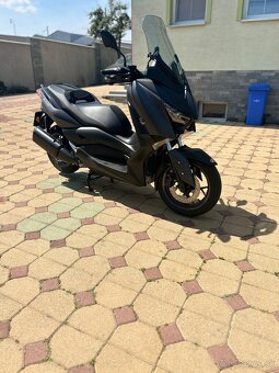 Yamaha XMAX 300 - 3