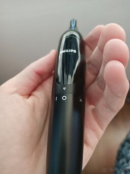 Philips Series 3000 Nose, Ear and Eyebrow Trimmer NT3650/16. - 3