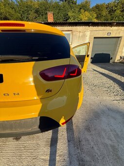 Rozpredam Seat Leon FR 2.0 TDi 125kw Facelift . 1P . Kod mot - 3
