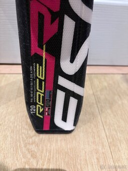 predám lyže120 cm a lyžiarky a prilbu - 3