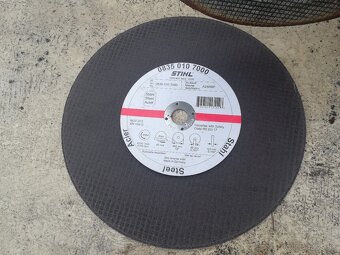 Motorová rozbrusovacka Stihl TS 410 - 3