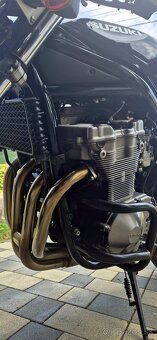 Suzuki Bandit 600 - 3