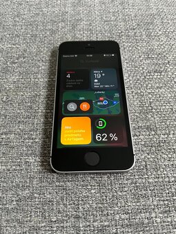 iPhone SE 2016 32GB - 3