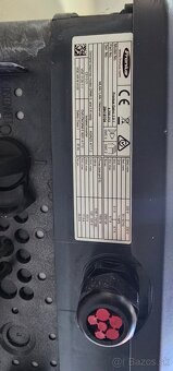 Predám fotovoltaickú zostavu panely + Menič - 3