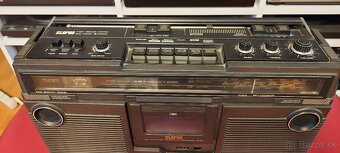 Predám vintage boombox Hitachi TRK-5280E - 3