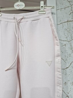 Guess 2x ruzova logovana teplakova suprava - 3