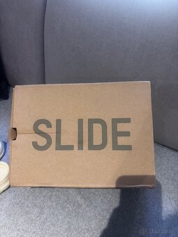 Adidas Yeezy Slide - 3