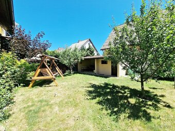 PREDAJ: 8 IZBOVÝ RODINNÝ DOM 374 M2, POZEMOK 355 M2, POPRAD - 3