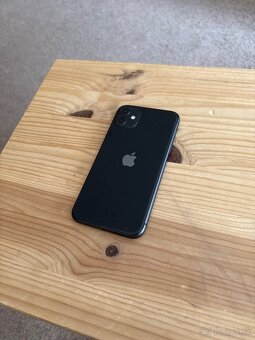 Predam Apple iPhone 11 128GB čierny - 3