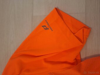 Oranžové tričko značky Pro Touch - 3
