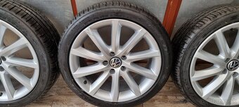Predám Orginal VW elektrony 5X112 R18 235/40r18 - 3