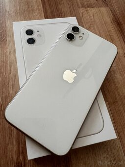 iPhone 11 - 3