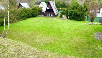 Slnečný pozemok na výstavbu chaty Chvojnica okres Prievidza - 3