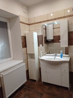 Pekný 1VM vo Veľkých Uherciach /PE - 3