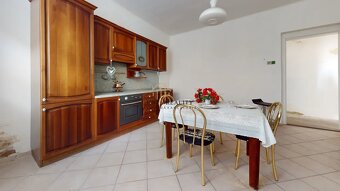 HD REALITY, predaj jedinečného domu v srdci Banskej Štiavnic - 3