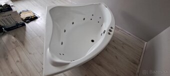 Rohova hidromassage vana - 3