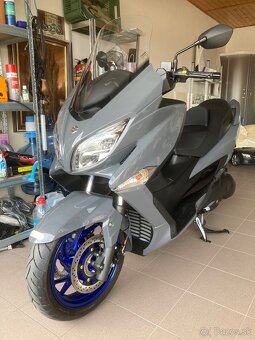 Suzuki Burgman 400 - 3