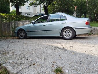 BMW E39 535i V8 - 3
