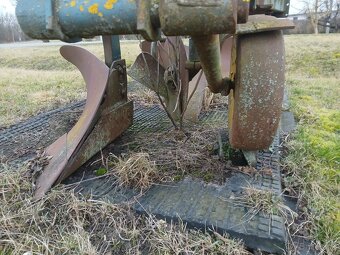 sutazny pluh privat - 3