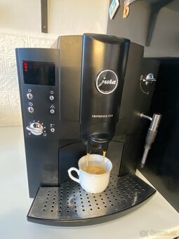 Kávovar Jura E10 200,-€ - 3