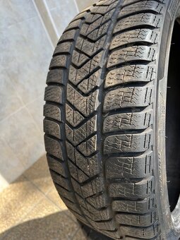 205/40 r18 - 3