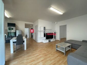 4izb. byt - luxusné bývanie: bezbariérový byt v centre mesta - 3