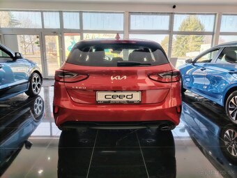 KIA CEED 1,5 T-GDI GOLD, GOLD + MY 2025 - 3