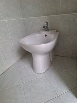 Predám bidet JIKA - 3