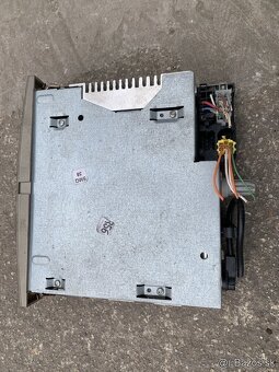 Radio Renault Clio III 3 8200633623T autorádio - 3