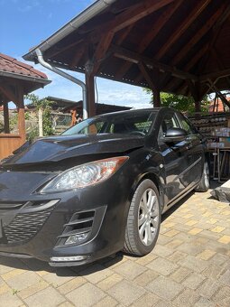 Mazda 3 - 3