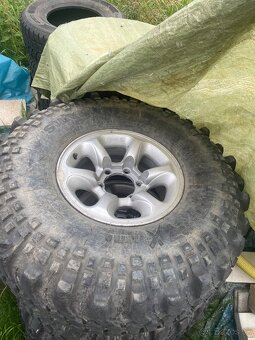 Silverstone T3 35x11.5 r15 - 3