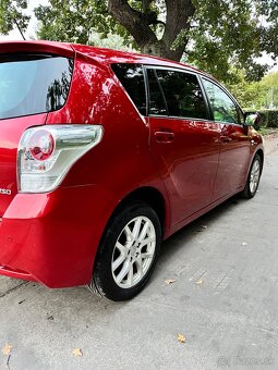 Toyota Corolla 2,2 D-4D - 3