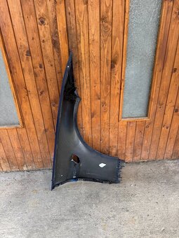 Bmw e92 e93 coupe m power ľavý blatník - 3