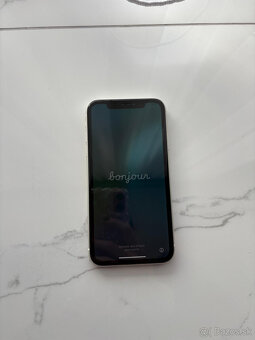 iPhone 11, 64 GB. - 3