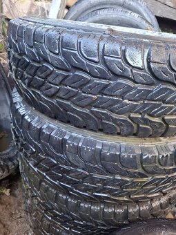 235/75 r15 - 3