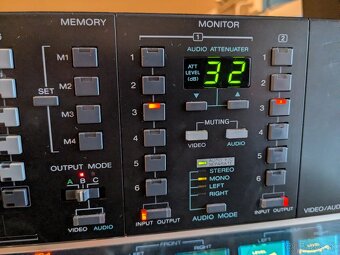 Sony SB-700 selector - 3