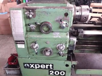 Soustruh CMT Expert 200 - 3