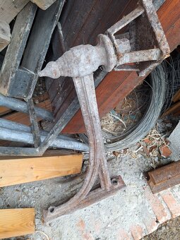 Liatinová konzola svietidlo - 3