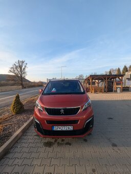 Peugeot Traveller Business - 3